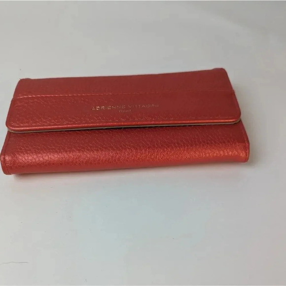 Adrienne Vittadini Pebbled Leather Wallet - Picture 3 of 8